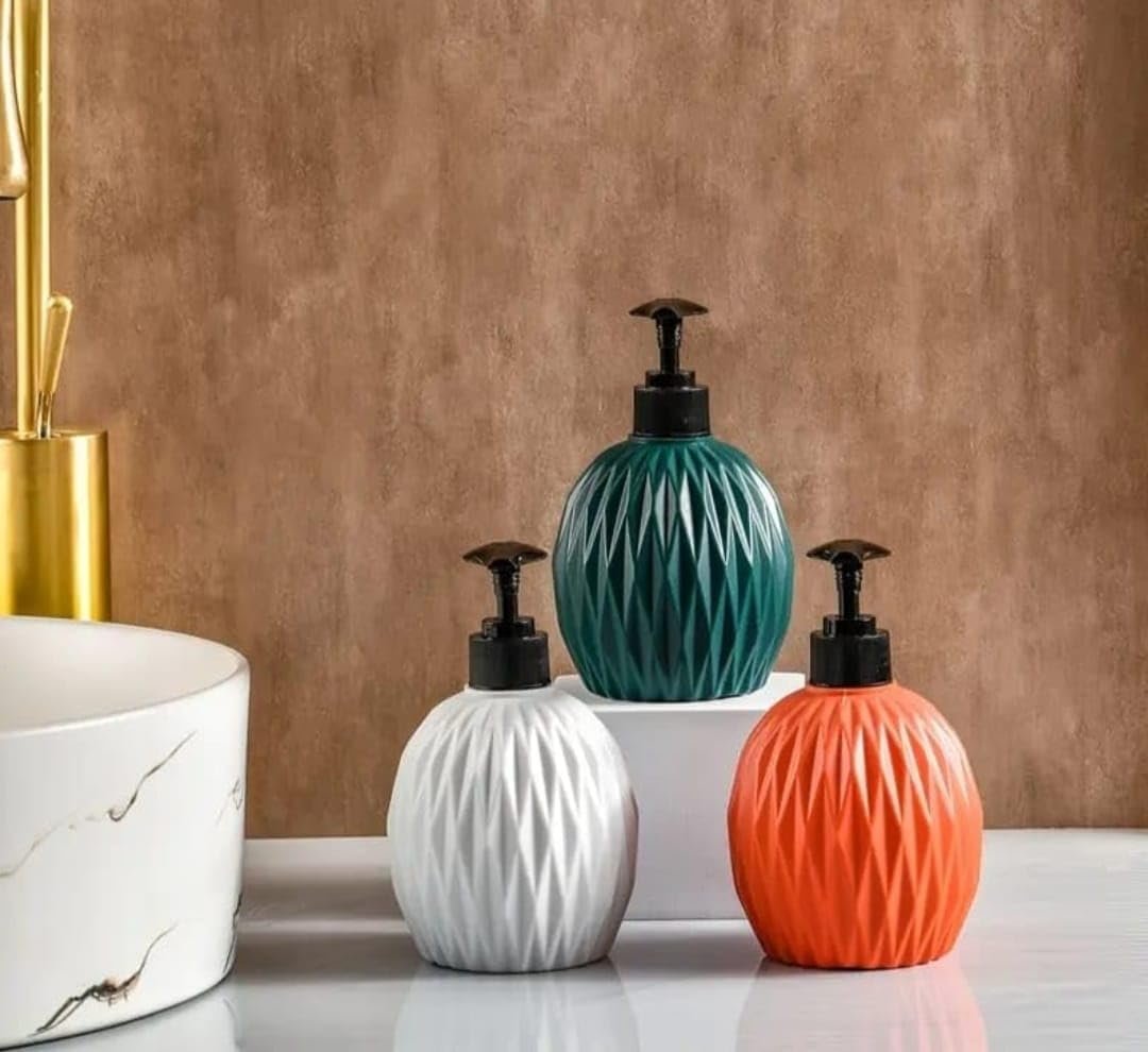 Modern Textured Bathroom Soap Dispenser with Pump